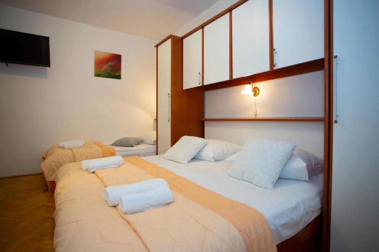 Villa Milenka - Apartmani Gorana Tučepi Exteriér fotografie